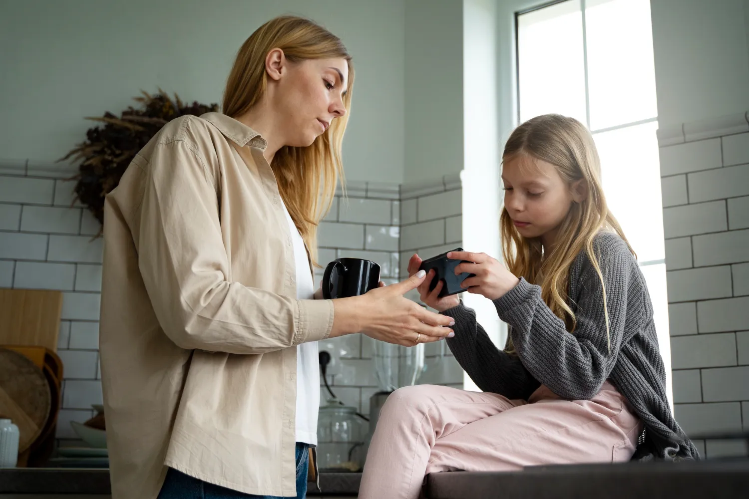 Asertywność w macierzyństwie: Stawiaj granice z miłością